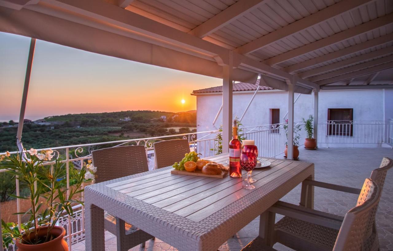 The View Villa Maries  Экстерьер фото