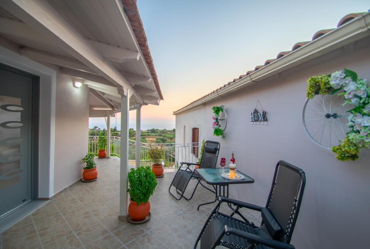 The View Villa Maries  Экстерьер фото