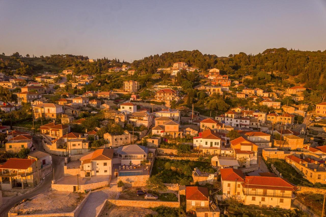 The View Villa Maries  Экстерьер фото
