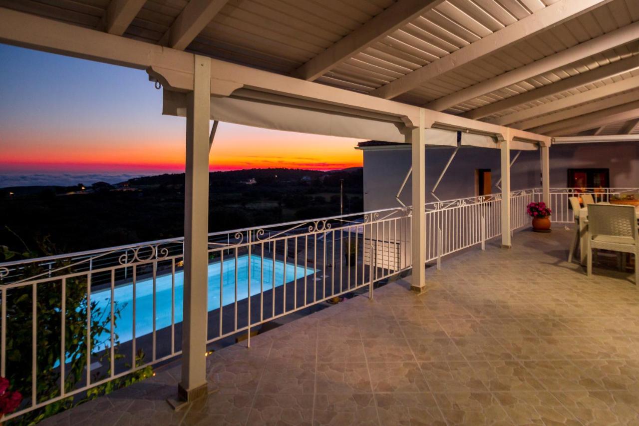 The View Villa Maries  Экстерьер фото